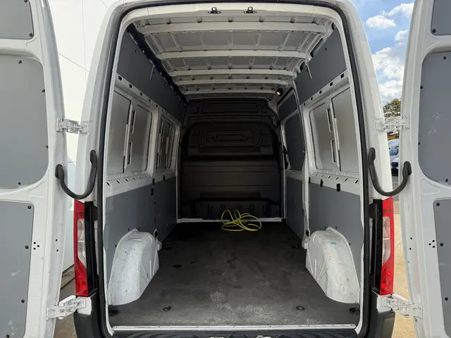 Mercedes-Benz eSprinter 312 2022 Elektrisch 12