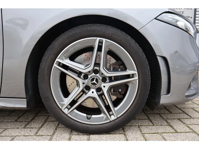 Mercedes-Benz A-Klasse 250 Premium Plus 2018 Benzine 21