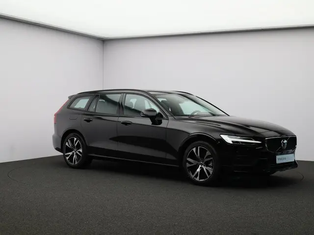 Volvo V60 B4 197PK Essential Edition 2025 Benzine 22