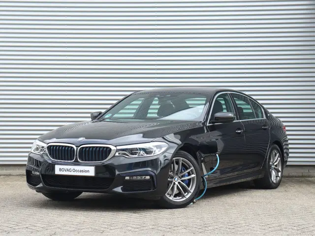 BMW 5 Serie Sedan 530e 2018 Hybride Benzine 36