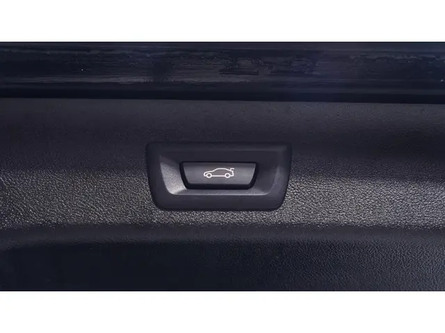 BMW 5 Serie 530i M Sport 2022 Benzine 50