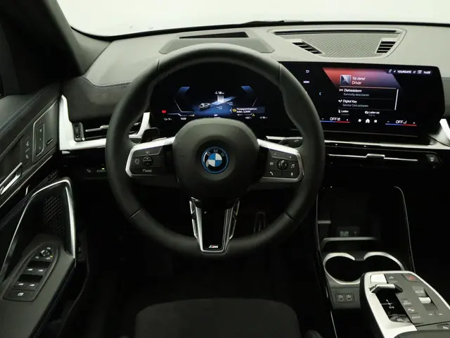 BMW iX2 eDrive20 2026 Elektrisch 24