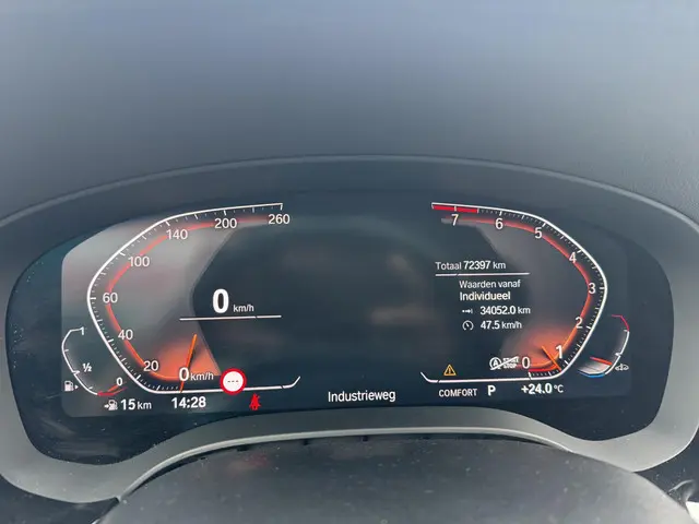 BMW 5 Serie Touring 540i xDrive Luxury Line 2020 Benzine 3