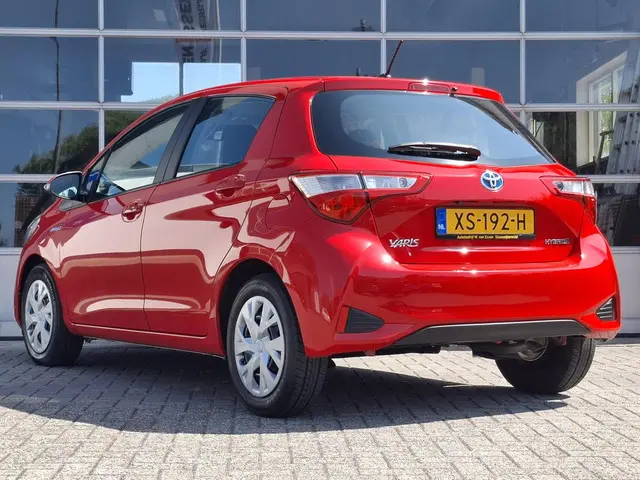 Toyota Yaris 1.5 Hybrid Active 2019 Hybride Benzine 3