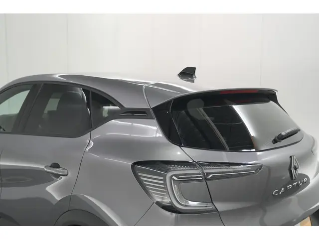 Renault Captur Mild Hybrid 160 EDC Techno 2025 Benzine 18