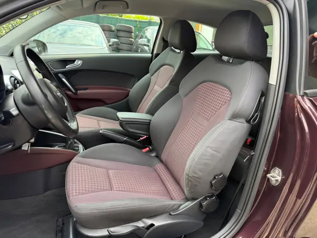 Audi A1 1.2 TFSI Attraction 2012 Benzine 9