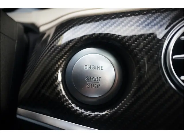 Mercedes-Benz S-Klasse AMG S63 4Matic Lang 2014 Benzine 64
