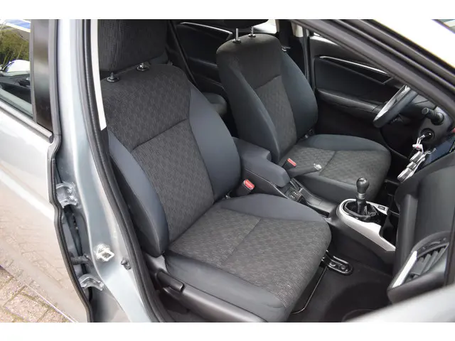 Honda Jazz 1.3 i-VTEC Comfort 2016 Benzine 27