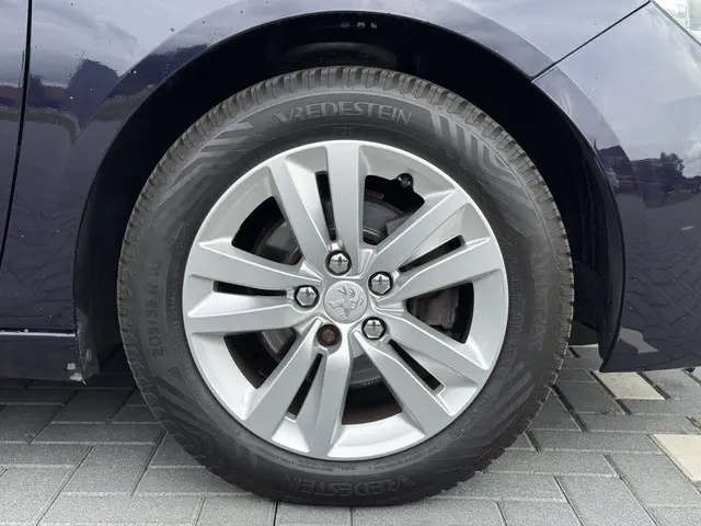Peugeot 308 1.6 THP Active 2013 Benzine 9