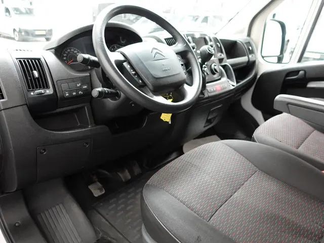 Citroën Jumper L2H2 120pk 2021 Diesel 10