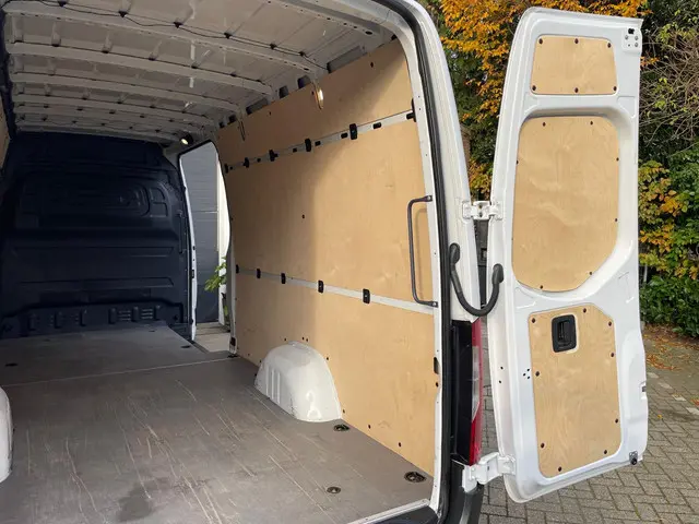 Mercedes-Benz Sprinter 317CDI wb433 L3 Aut. 2022 Diesel 11