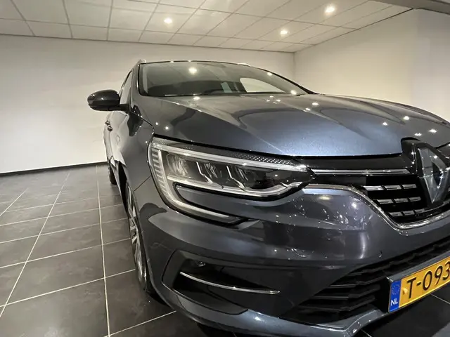 Renault Mégane Estate 1.3 TCe 140 Techno 2023 Benzine 23