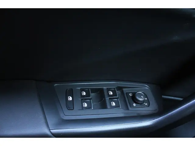Volkswagen T-Roc 2.0 TSI 4Motion R 2020 Benzine 24