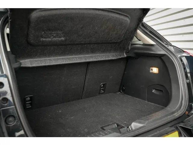 Mazda CX-3 2.0 SkyActiv-G 150 GT-M 4WD 2016 Benzine 28