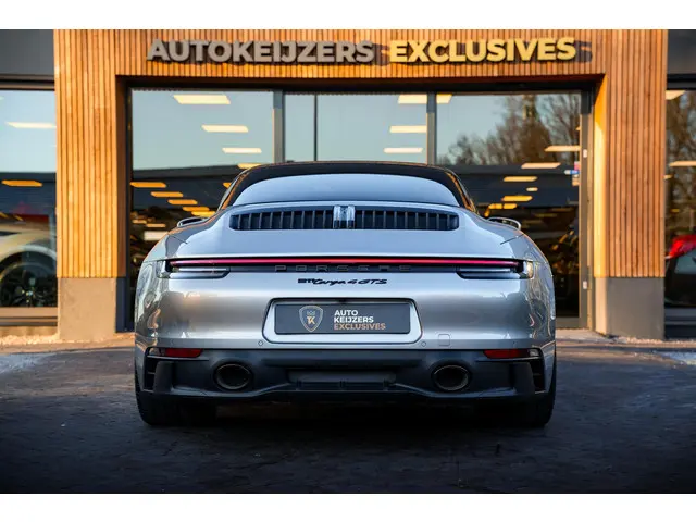 Porsche 911 3.0 Targa 4 GTS 2023 Benzine 9