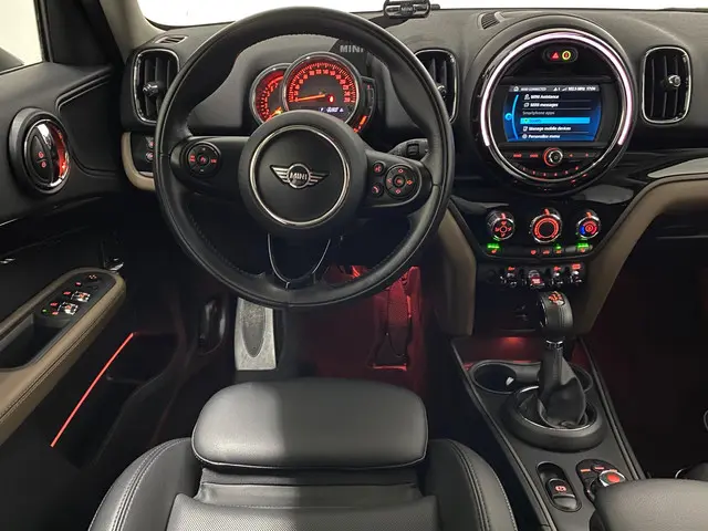 MINI Countryman 1.5 Cooper ALL4 Chili 2019 Benzine 2
