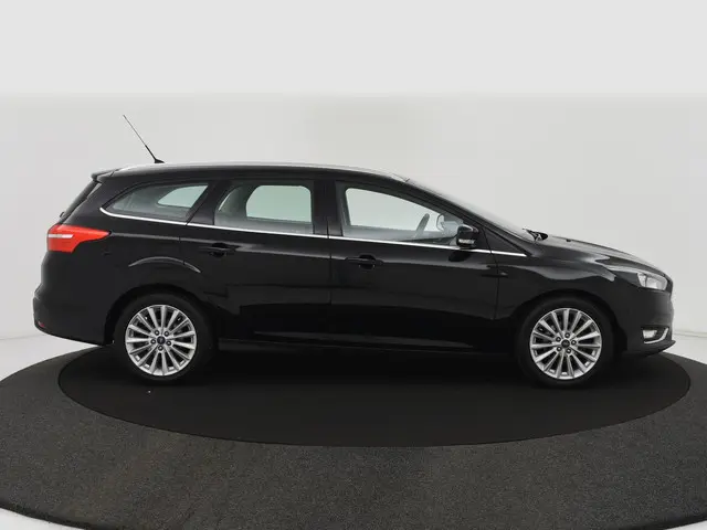 Ford Focus Wagon 1.0 125PK Titanium 2016 Benzine 4