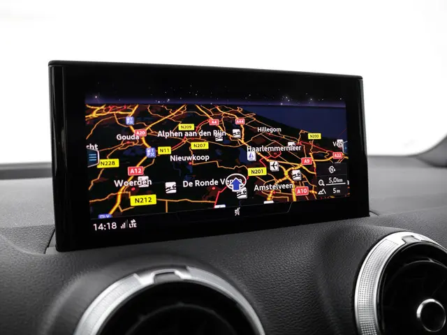 Audi Q2 35 TFSI 150pk S-tronic S Edition 2023 Benzine 26