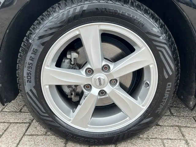 Volvo V40 2.0 D2 Kinetic 2017 Diesel 35