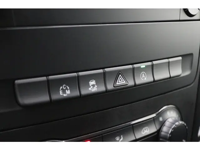 Mercedes-Benz Vito 114 CDI Lang DC Comfort 2018 Diesel 41