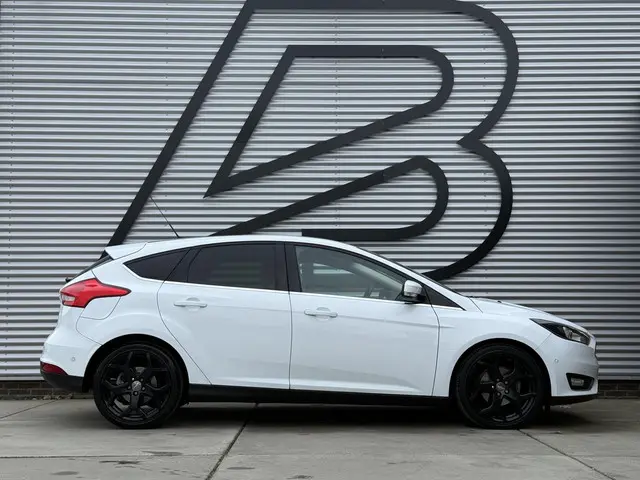 Ford Focus 1.0 Titanium Edition 2015 Benzine 7