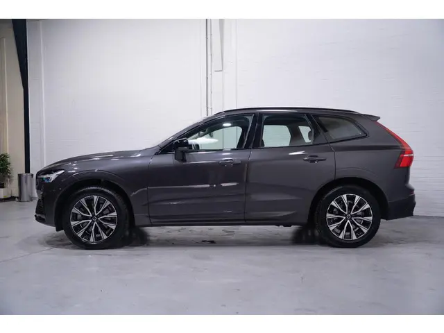 Volvo XC60 B5 Plus Dark 2023 Benzine 5