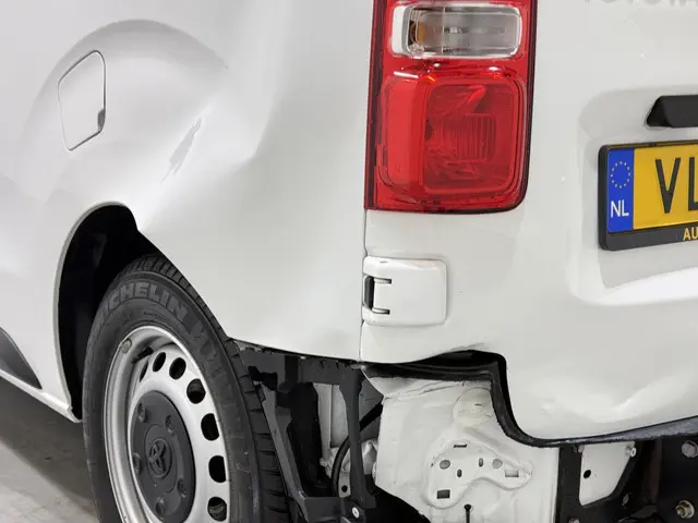 Toyota ProAce Compact 1.5 D-4D Cool Comfort 2021 Diesel 9