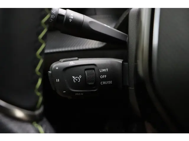 Peugeot e-208 EV GT 350 50 kWh 2023 Elektrisch 32