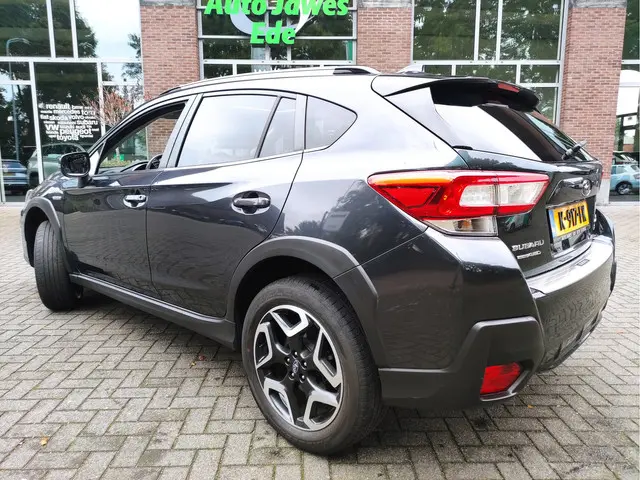 Subaru XV 2.0i e-BOXER Premium 2021 Hybride Benzine 4