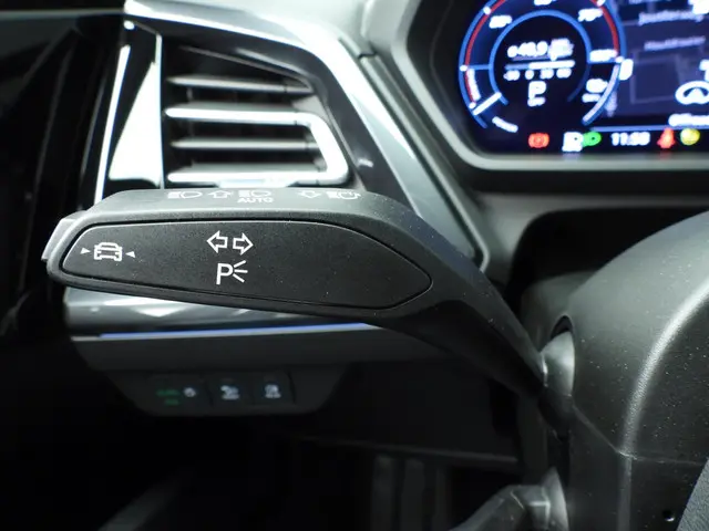 Audi Q4 e-tron 35 S edition 55 kWh 2022 Elektrisch 26