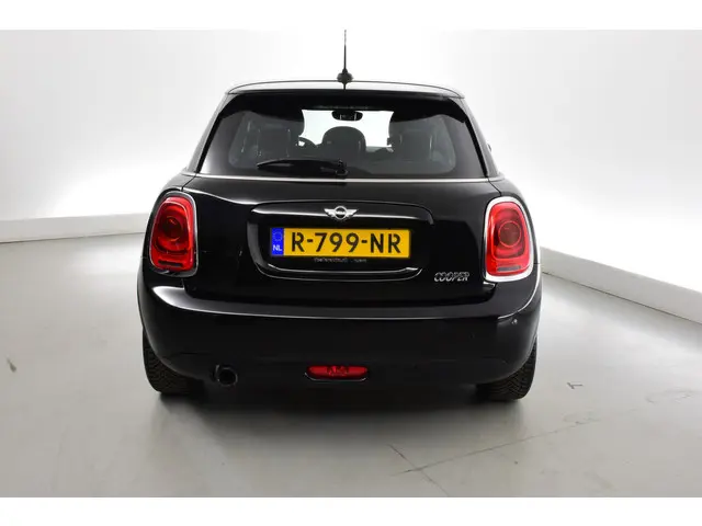 MINI Cooper Mini 1.5 Automaat Chili 2016 Benzine 26