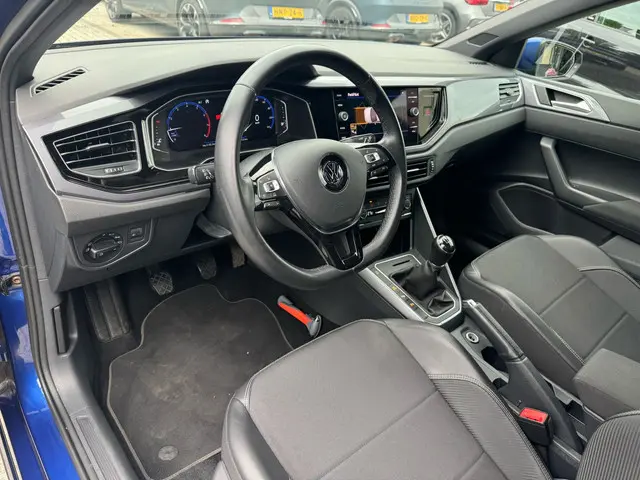 Volkswagen Polo 1.0 TSI Highline Business R 2019 Benzine 2