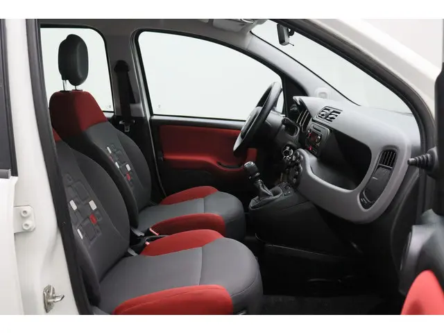 Fiat Panda 0.9 TwinAir Edizione Cool 2016 Benzine 16