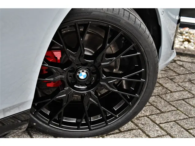 BMW 5 Serie Touring 520i M-Sport 2024 Benzine 9