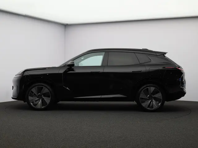 Lynk & Co 08 1.5 More 2025 Hybride Benzine 5