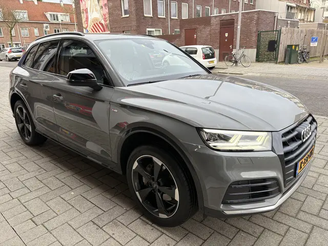 Audi Q5 2.0 TFSI quattro Launch Edition 2017 Benzine 8