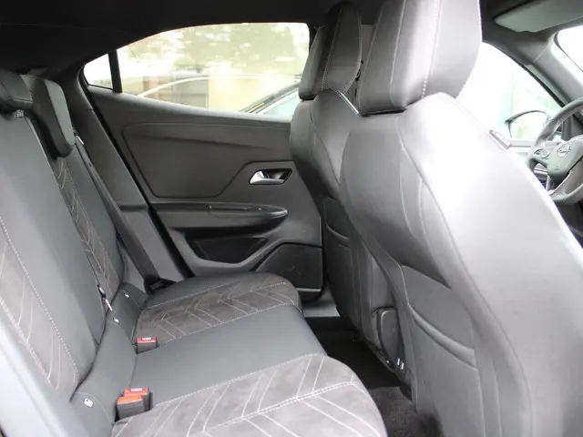 Opel Mokka 1.2 Turbo Ultimate 2024 Benzine 9