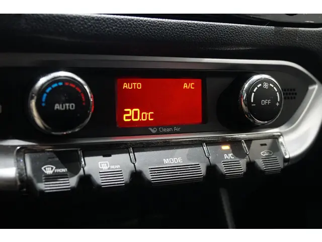 Kia Rio 1.2 CVVT ExecutiveLine 2017 Benzine 23