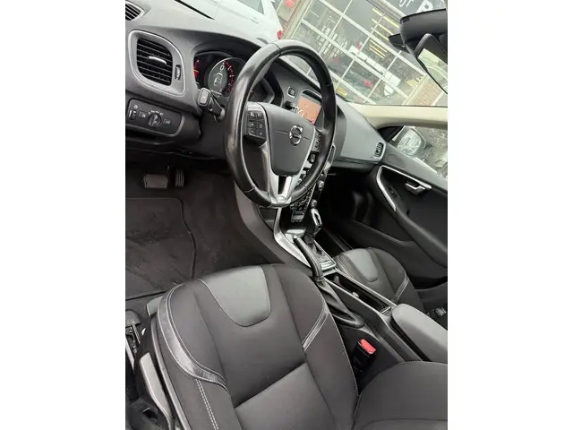 Volvo V40 1.5 T2 Polar+ 2019 Benzine 5