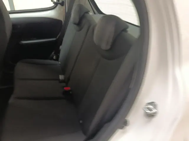 Peugeot 108 1.0 e-VTi Active 2018 Benzine 7