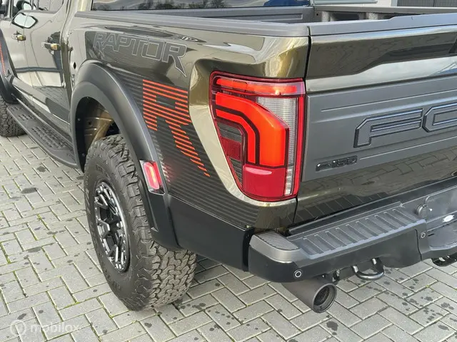 Ford F-150 USA Raptor R 5.2 V8 Supercharged 2024 Benzine 10