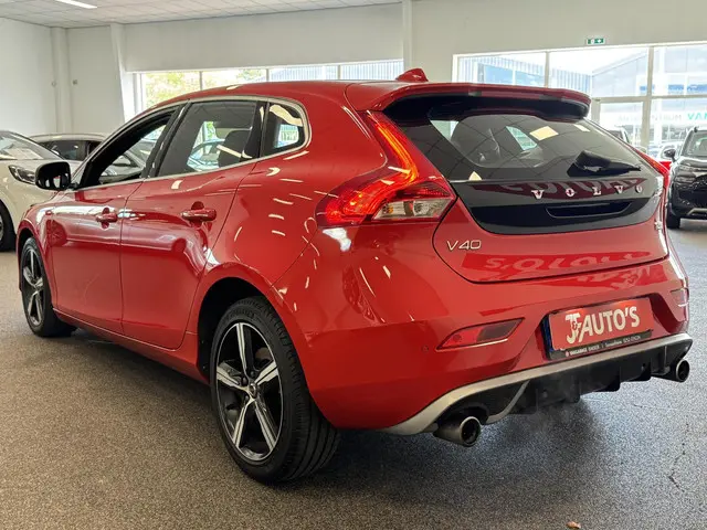 Volvo V40 2.0 T4 Business Sport 2017 Benzine 3