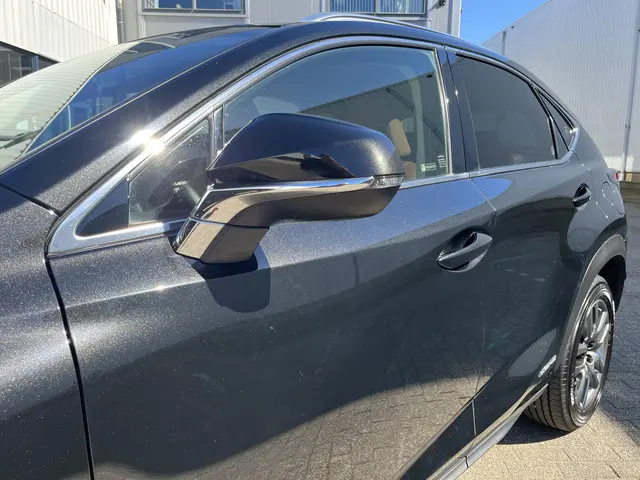 Lexus NX 300h AWD Luxury Line 2015 Hybride Benzine 45