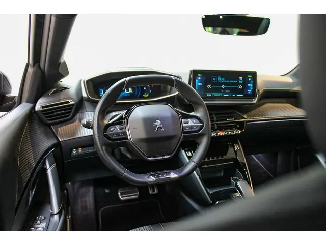 Peugeot e-208 EV GT Pack 50 kWh | PANO | 2022 Elektrisch 21