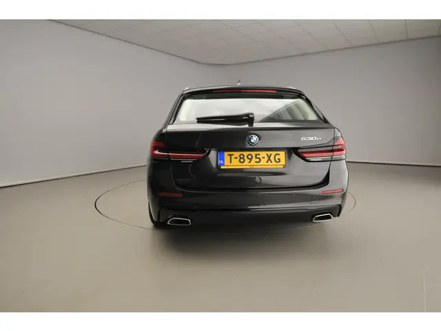 BMW 5 Serie Touring 530e 2023 Hybride Benzine 6