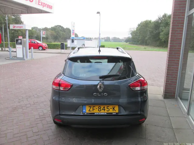 Renault Clio Estate 0.9 TCe Life 2019 Benzine 3