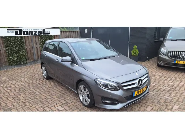 Mercedes-Benz B-Klasse 180 Prestige 2016 Benzine
