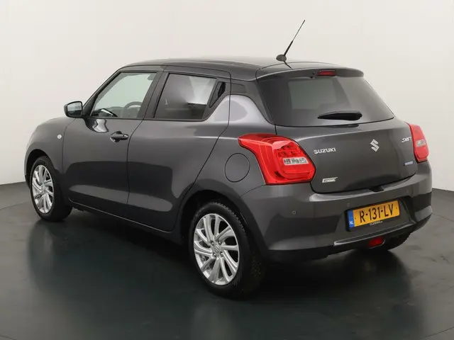Suzuki Swift 1.2 Select Smart Hybrid 2022 Benzine 3