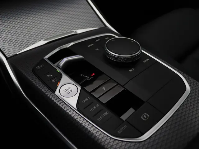 BMW 3 Serie Touring 320e 2025 Hybride Benzine 25
