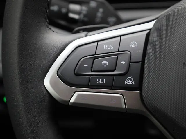 Volkswagen Tiguan 1.5eTSI/130PK Life DSG 2024 Benzine 8